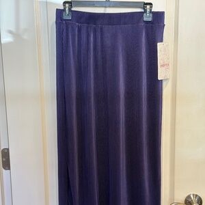 Harper by Block Woman’s Size Large Navy Long Skirt